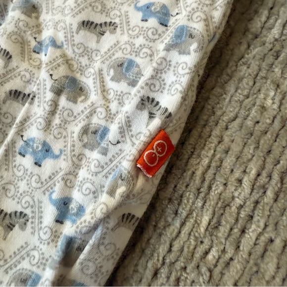 Magnificent Baby Smart Close Footed Sleeper 6M Blue Animal Print Organic Cotton - Picture 5 of 5